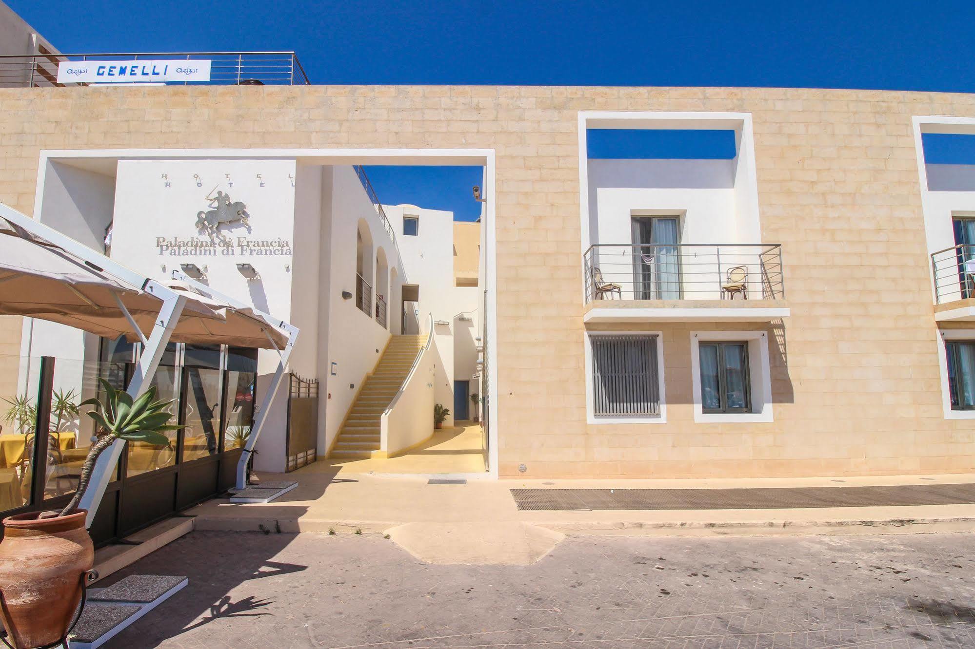 Hotel Paladini Di Francia LMP Exterior foto
